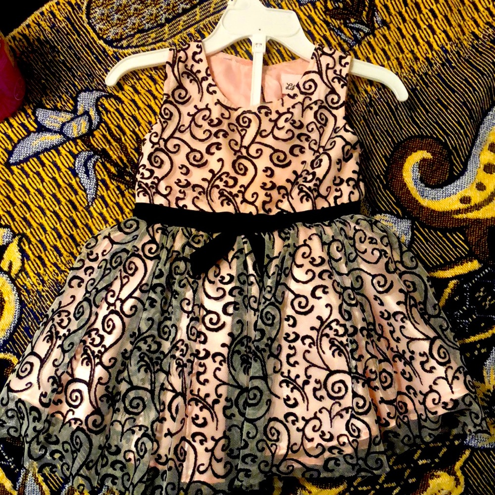 12m Black and Pink Formal Dress